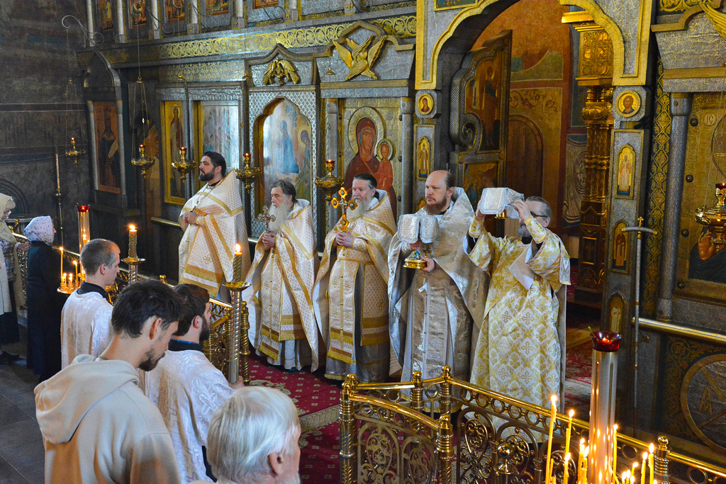 Праздник Преображения Господня в Боровском монастыре | Фото 4 из 7