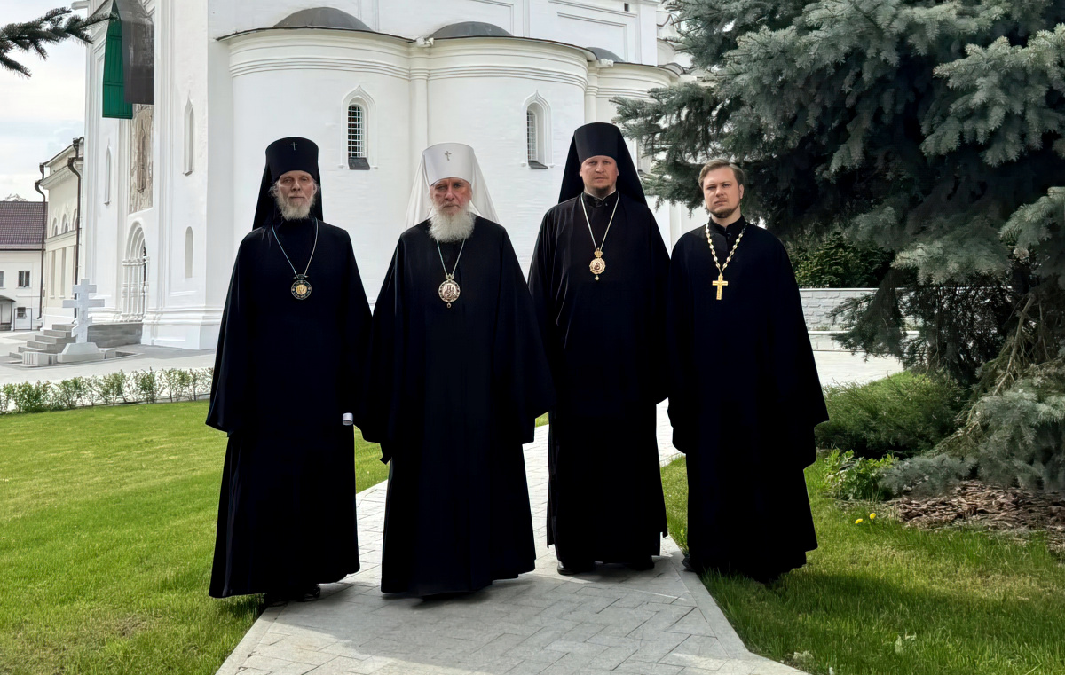 Под председательством митрополита Калужского и Боровского Климента прошло заседание Архиерейского совета Калужской митрополии