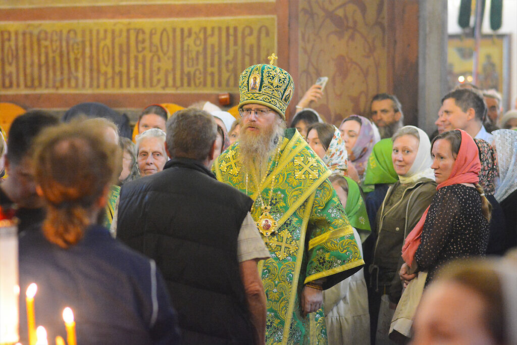В Боровском монастыре отметили день памяти преподобного Пафнутия Боровского | Фото 4 из 24